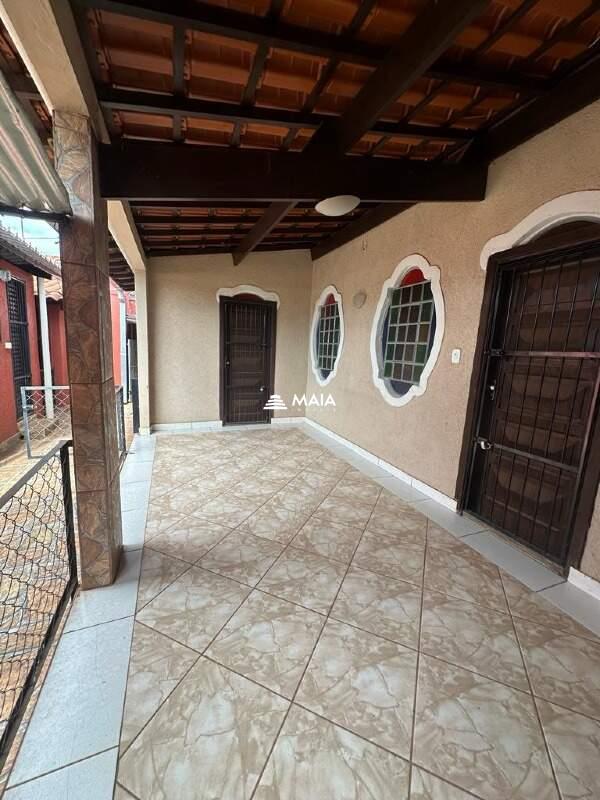 Comercial à venda no Parque das Américas: 