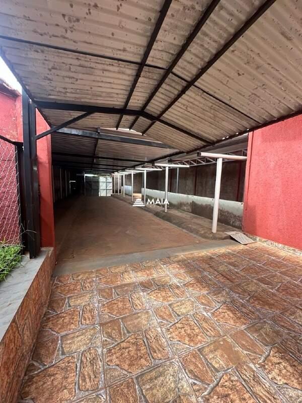 Comercial à venda no Parque das Américas: 