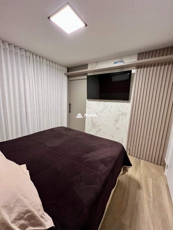 Apartamento à venda no Mercês: 