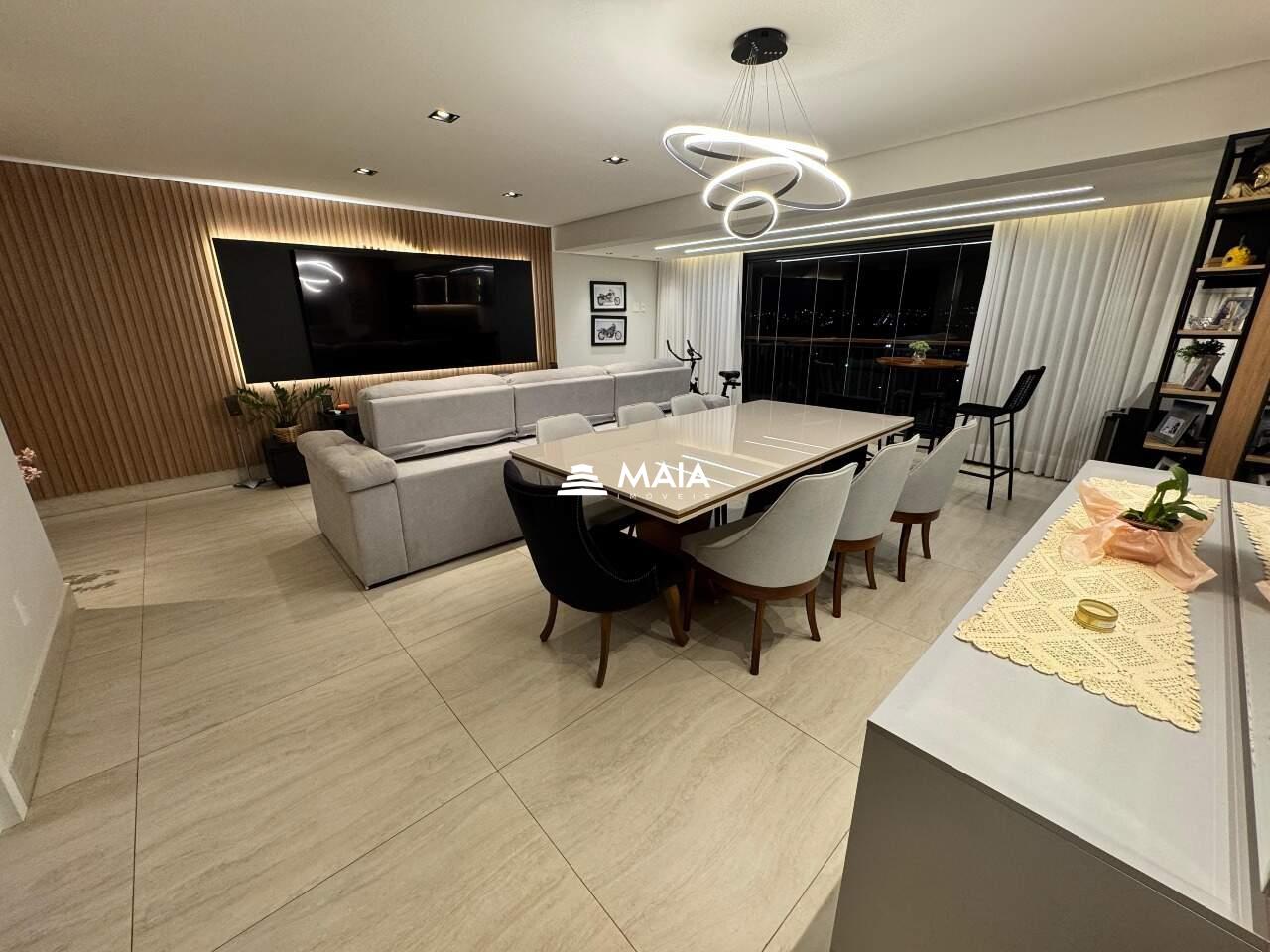 Apartamento à venda no Mercês: 