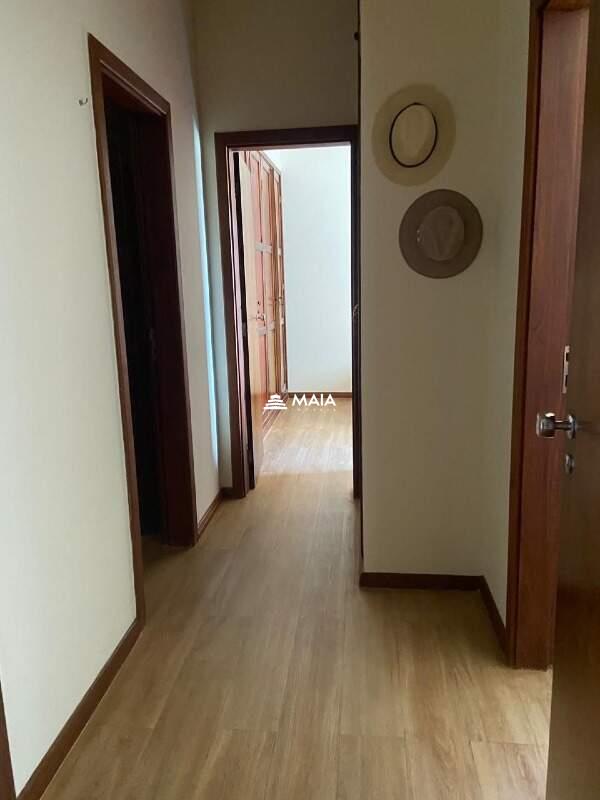 Apartamento à venda no Mercês: 