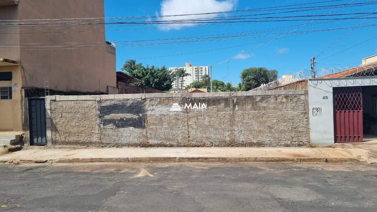 Terreno à venda no bairro Olinda
