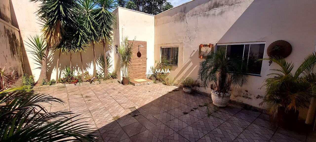 Casa à venda no Residencial Palmeiras: 