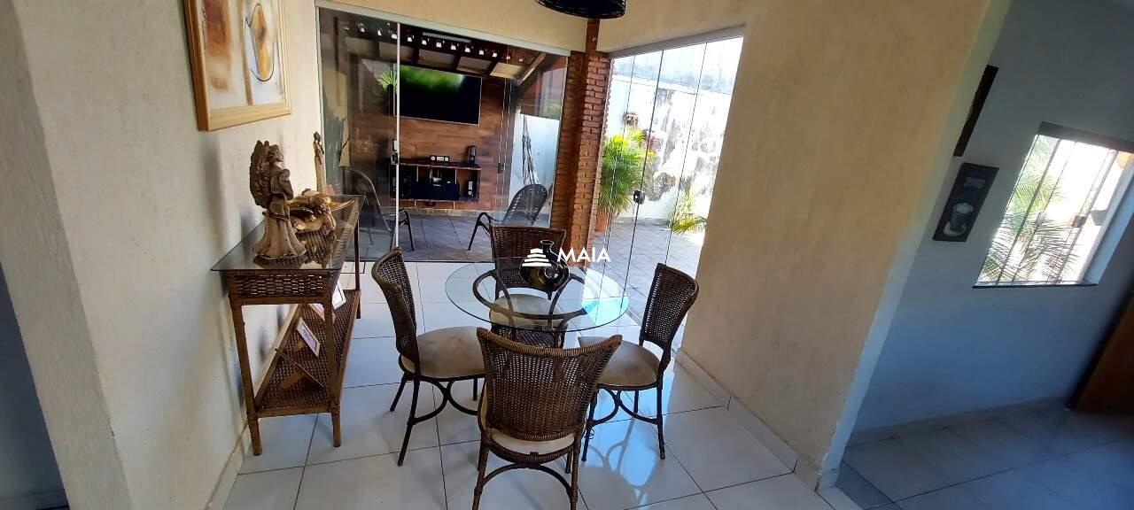 Casa à venda no Residencial Palmeiras: 