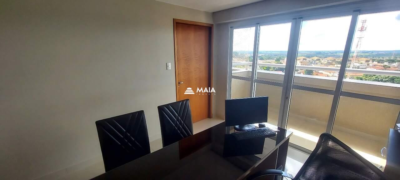 Comercial à venda no Santa Marta: 