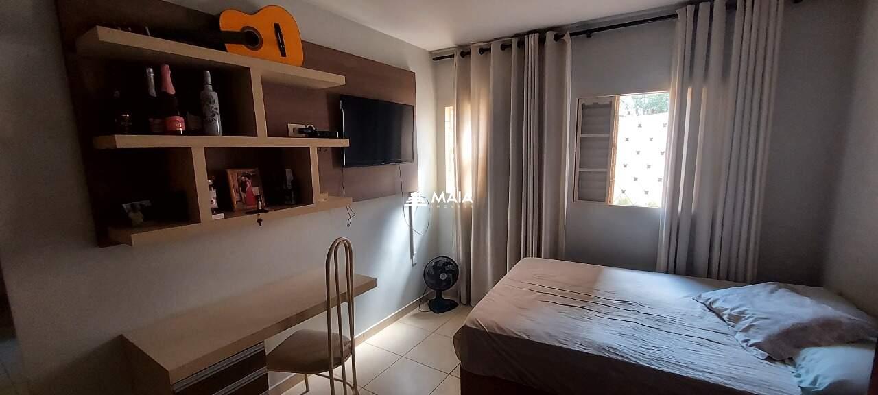 Casa à venda no Parque das Américas: 