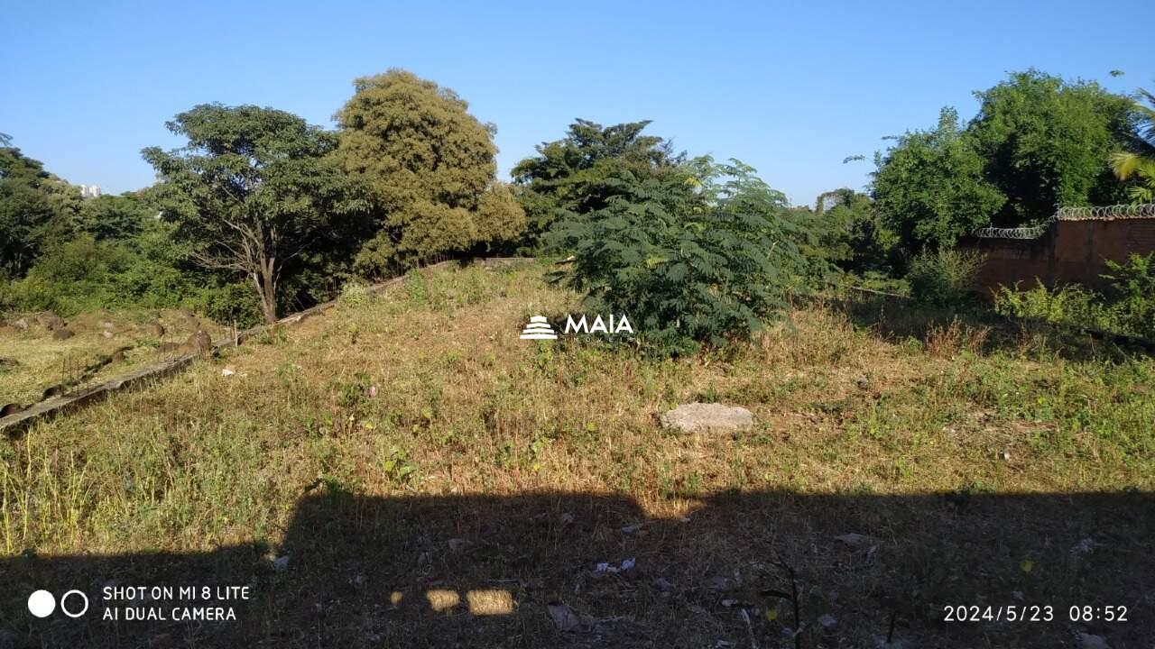 Terreno/Área à venda no Jardim São Bento: 
