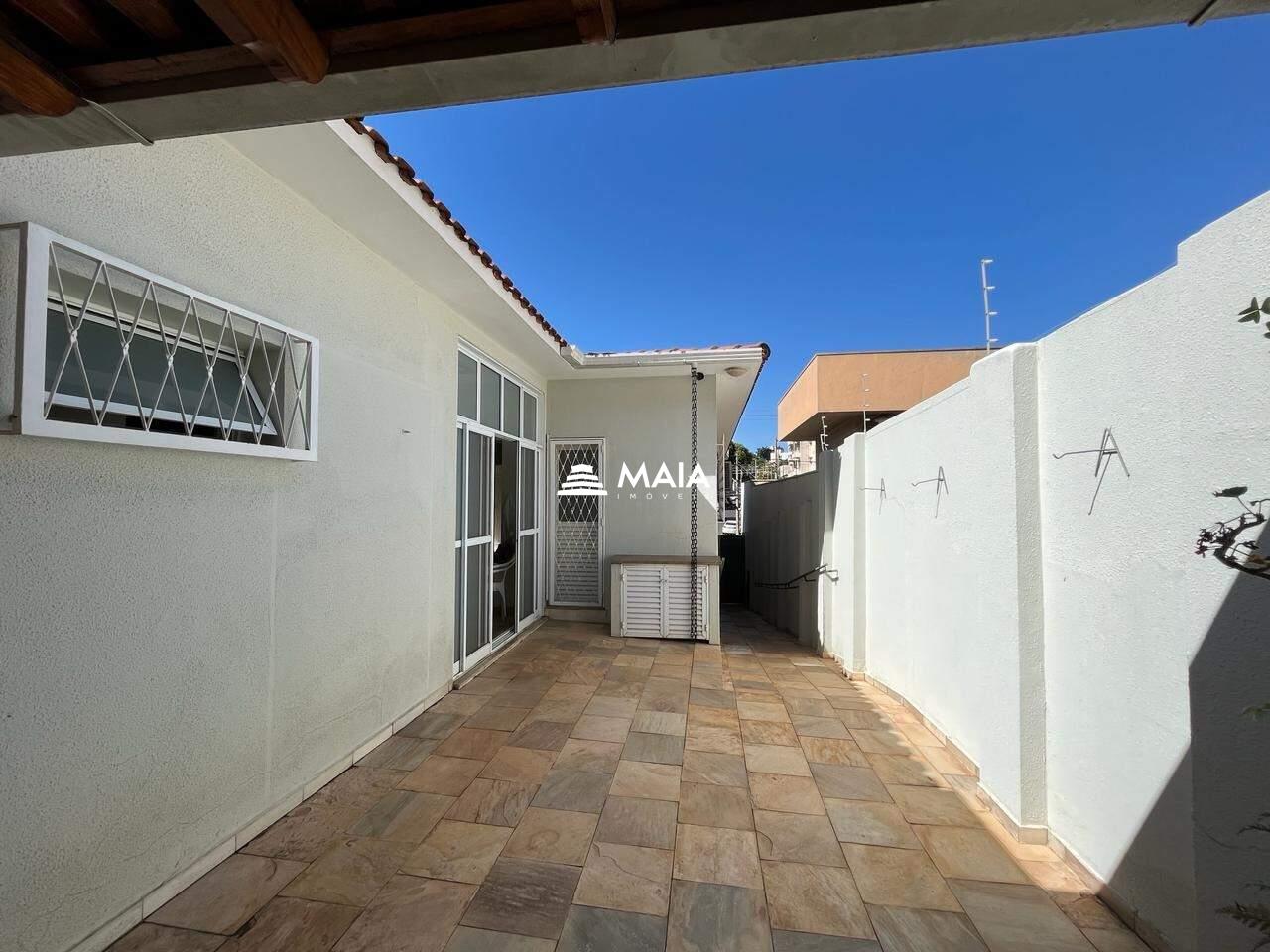 Casa à venda no Centro: 