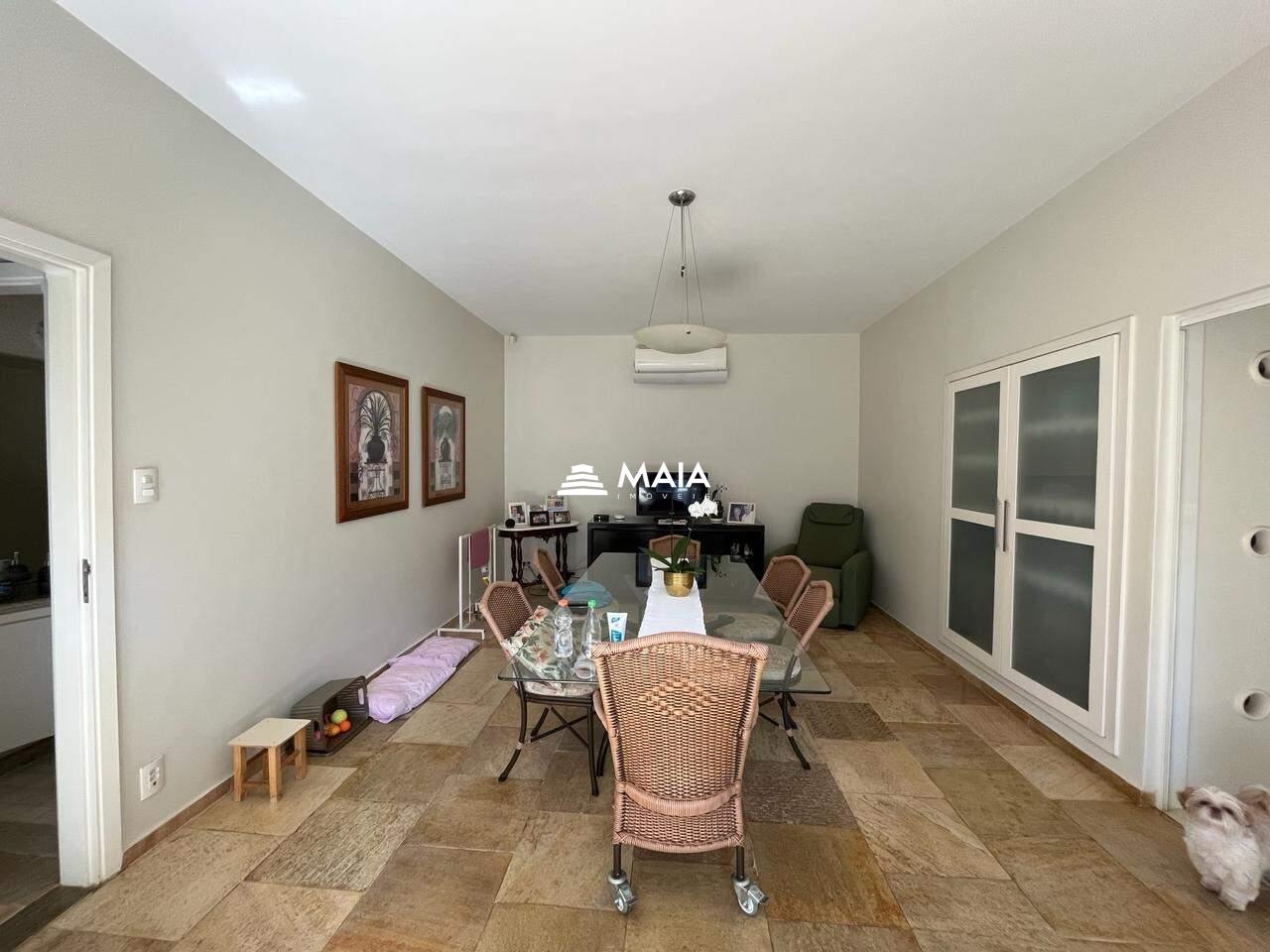 Casa à venda no Centro: 