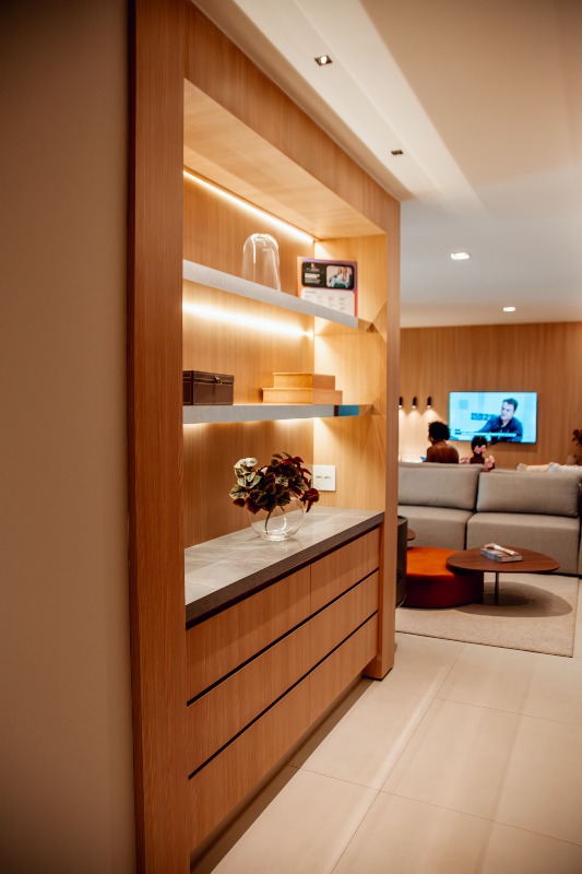 Apartamento à venda no Mercês: 