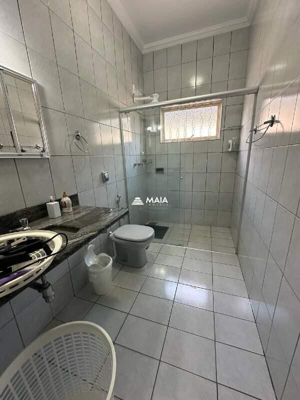 Casa à venda no Santos Dumont: 