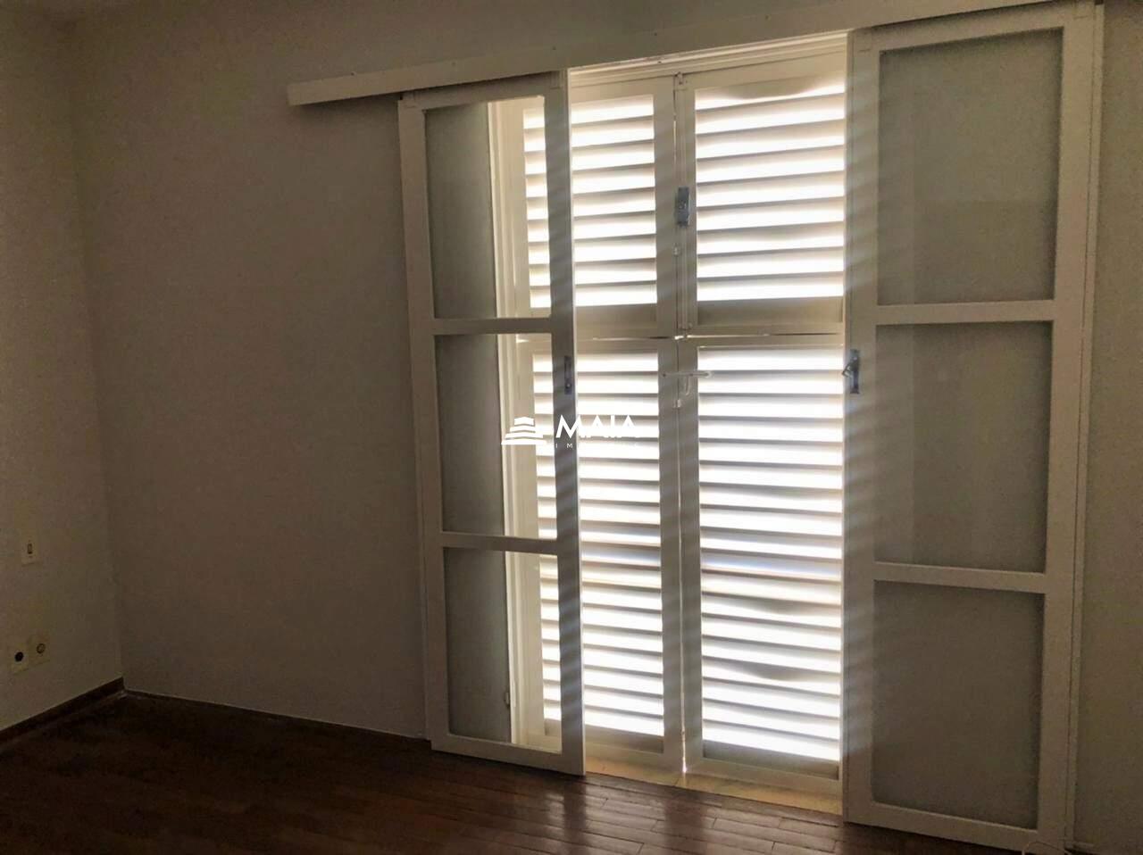 Apartamento à venda no Mercês: 