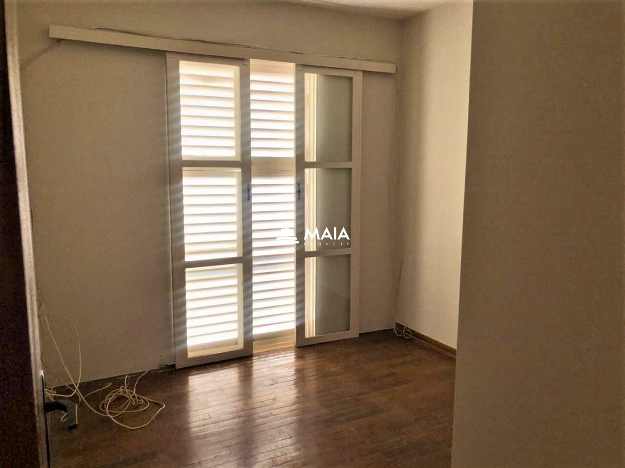 Apartamento à venda no Mercês: 