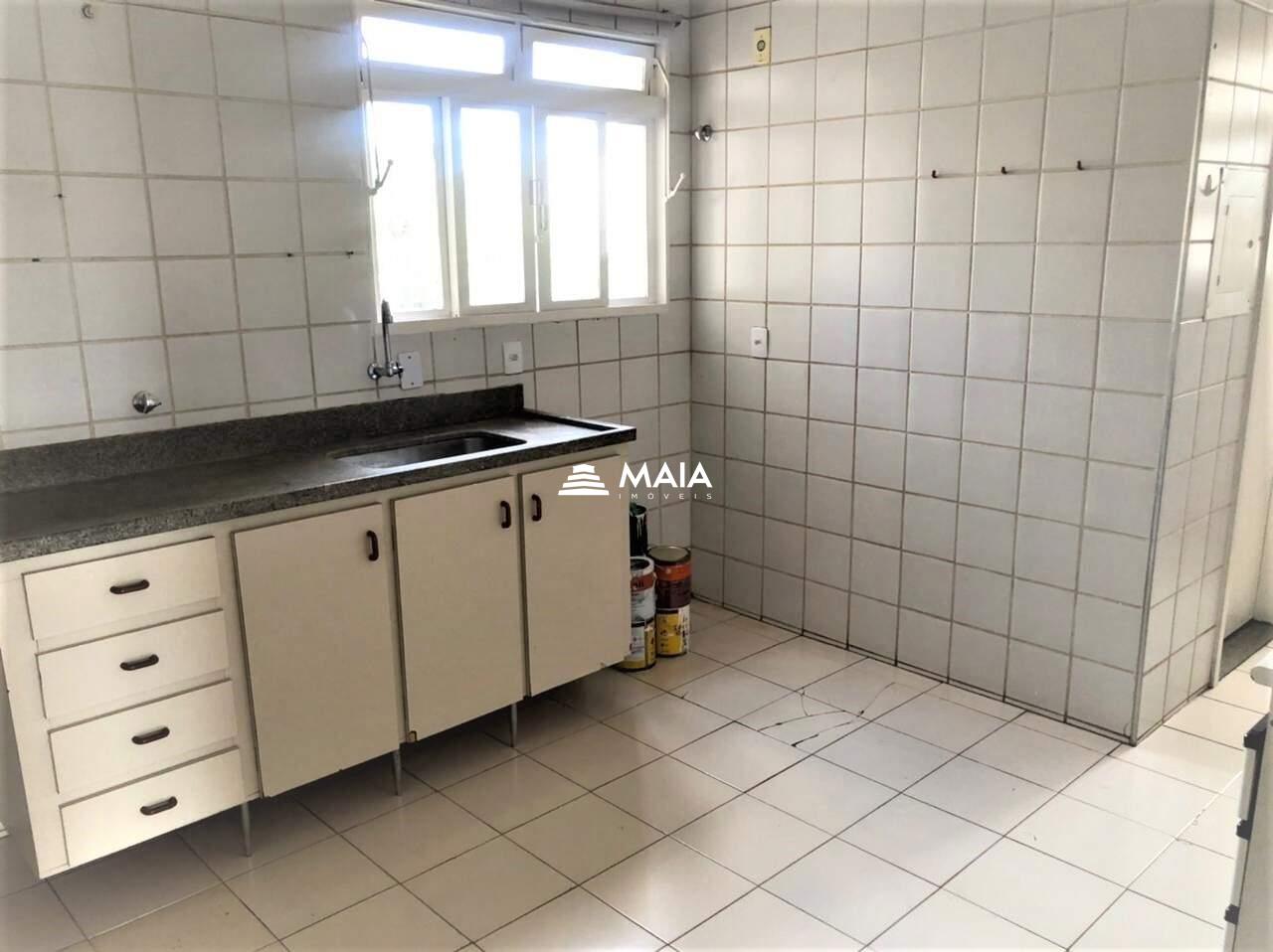 Apartamento à venda no Mercês: 