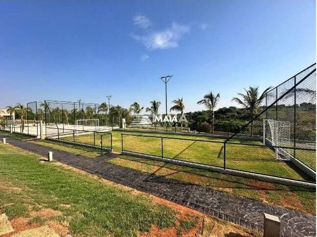 Terreno em Condomínio à venda no Ayat, Club Residence II: 