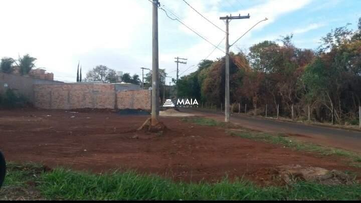 Terreno/Área à venda no Jardim Maracanã: 