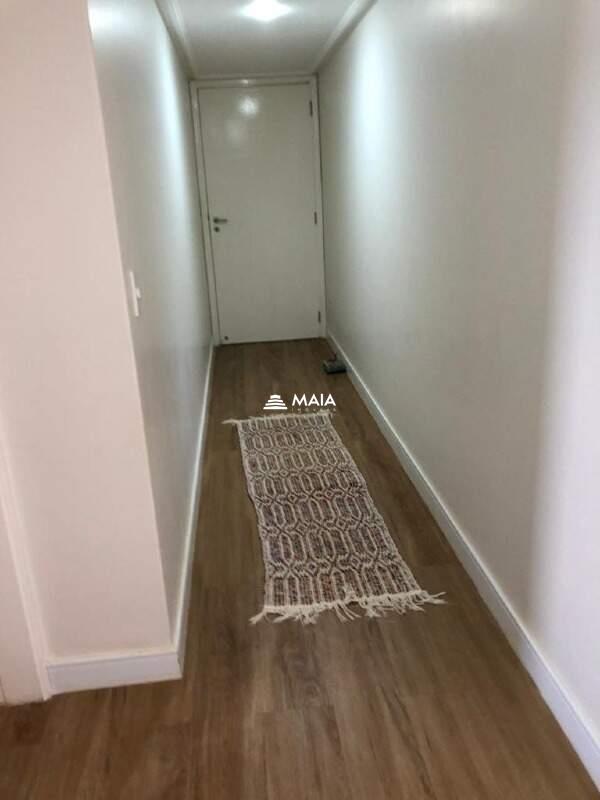 Apartamento à venda no Mercês: 