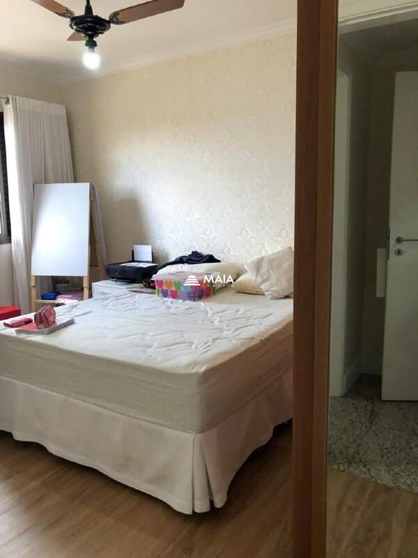 Apartamento à venda no Mercês: 