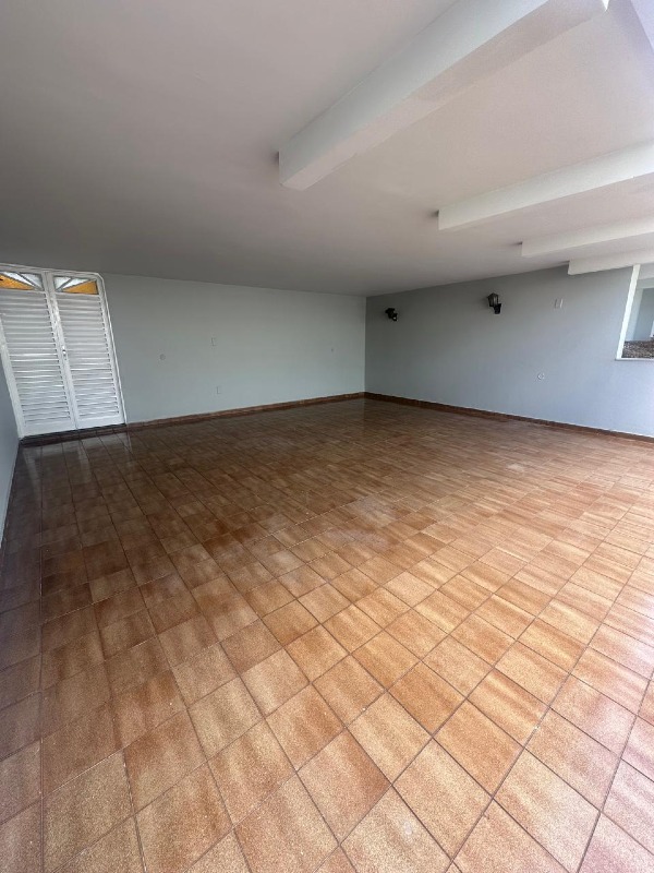 Comercial à venda no Vila Olímpica: 