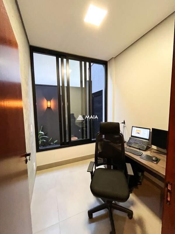 Casa de Condomínio à venda no Estância dos Ipês: 