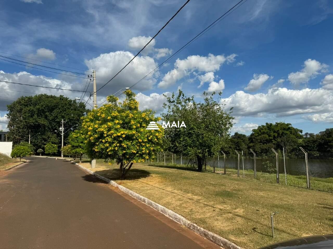 Terreno em Condomínio à venda no Jockey do Lago: 