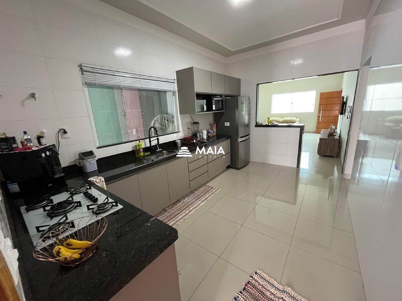 Casa à venda no Jardim Nenê Gomes: 