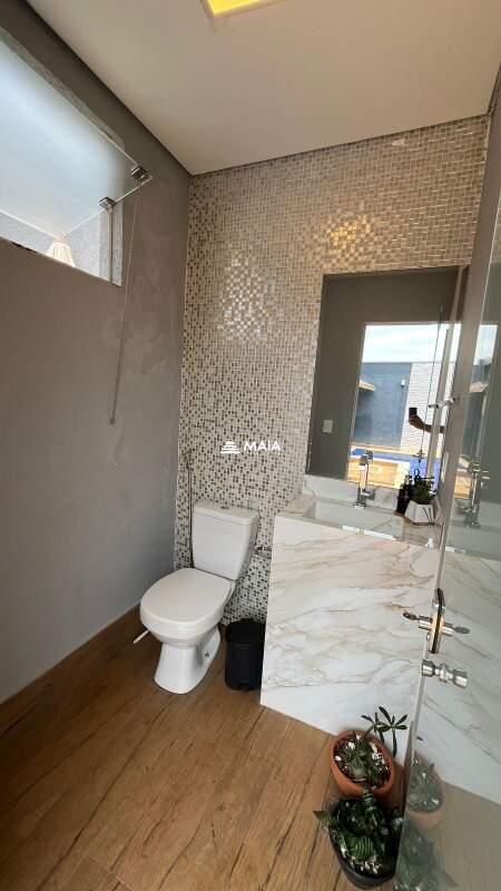 Casa à venda no Jardim Nenê Gomes: 