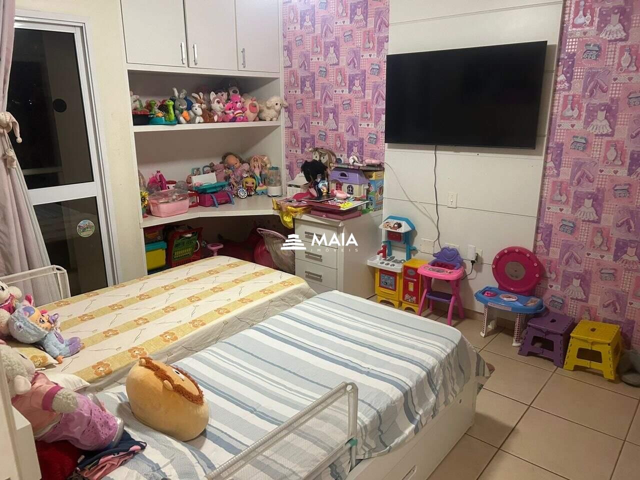 Apartamento à venda no Mercês: 