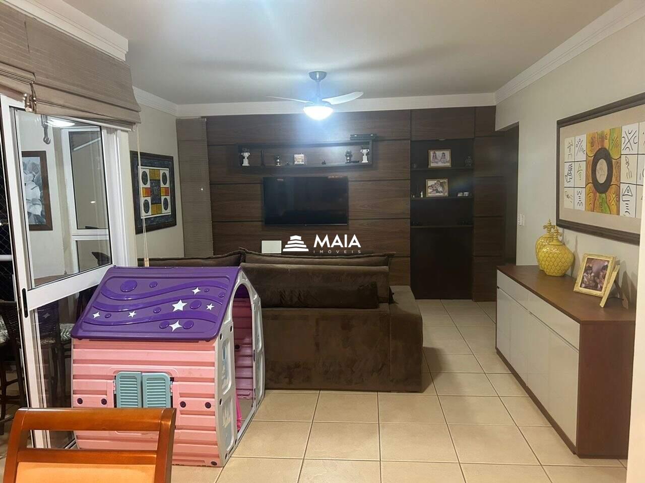 Apartamento à venda no Mercês: 