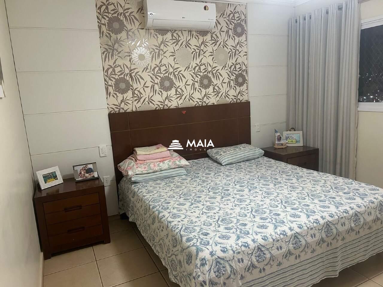 Apartamento à venda no Mercês: 