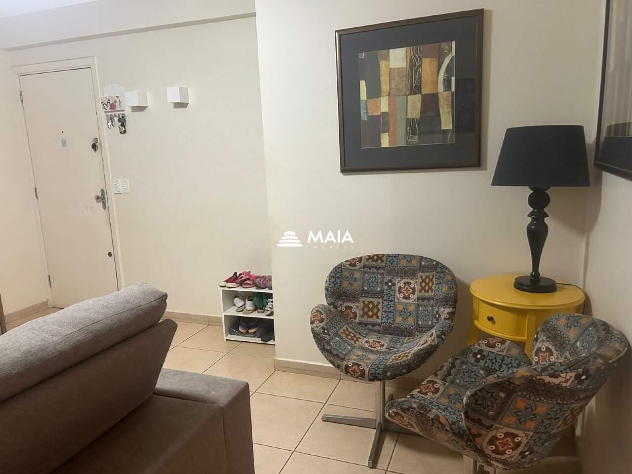 Apartamento à venda no Mercês: 