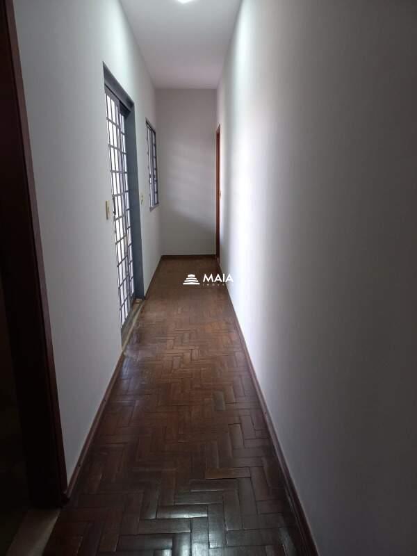 Casa à venda no Vila Olímpica: 