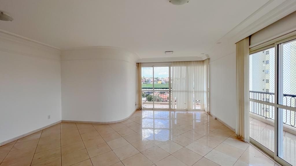 Apartamento à venda no Mercês: 