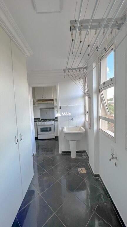 Apartamento à venda no Mercês: 