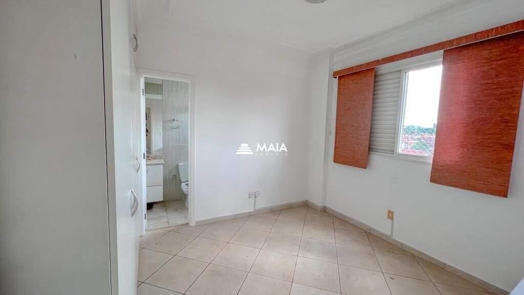 Apartamento à venda no Mercês: 