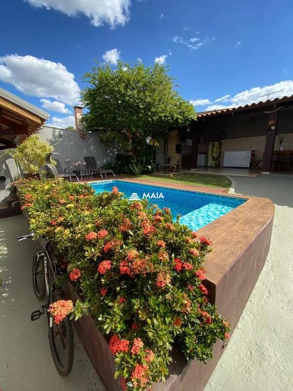 Casa à venda no Rifaina: 