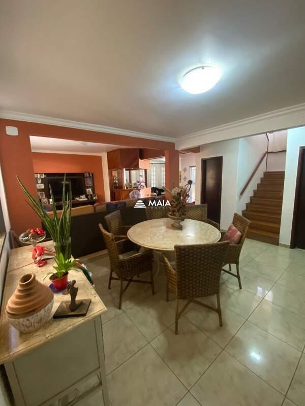 Casa à venda no Vila Olímpica: 