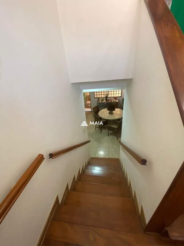 Casa à venda no Vila Olímpica: 