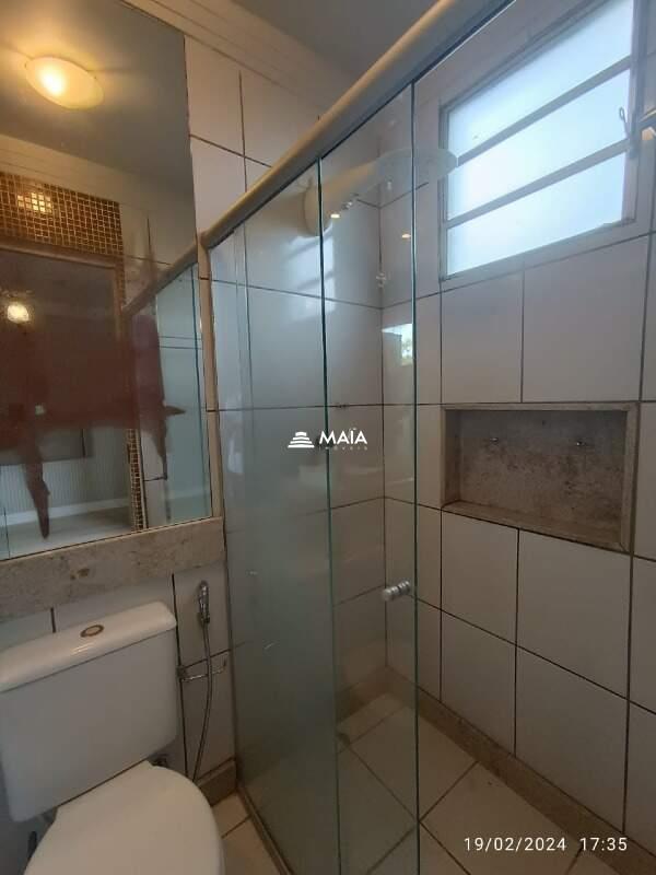 Casa de Condomínio à venda no Village Mercês: 