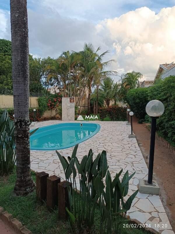 Casa de Condomínio à venda no Village Mercês: 