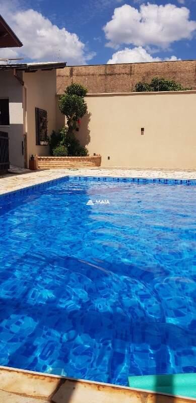 Casa à venda no Fabrício: 