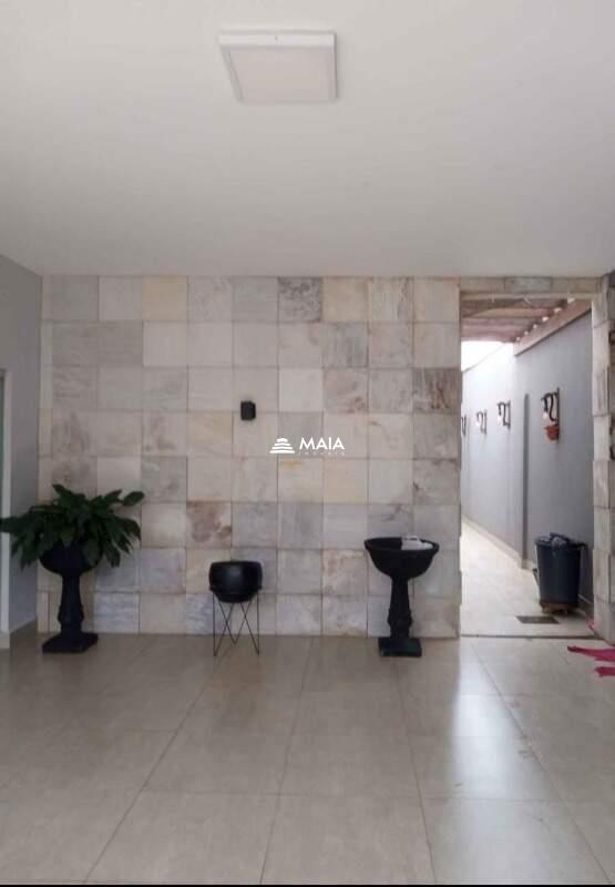 Casa à venda no Jardim Canadá: 