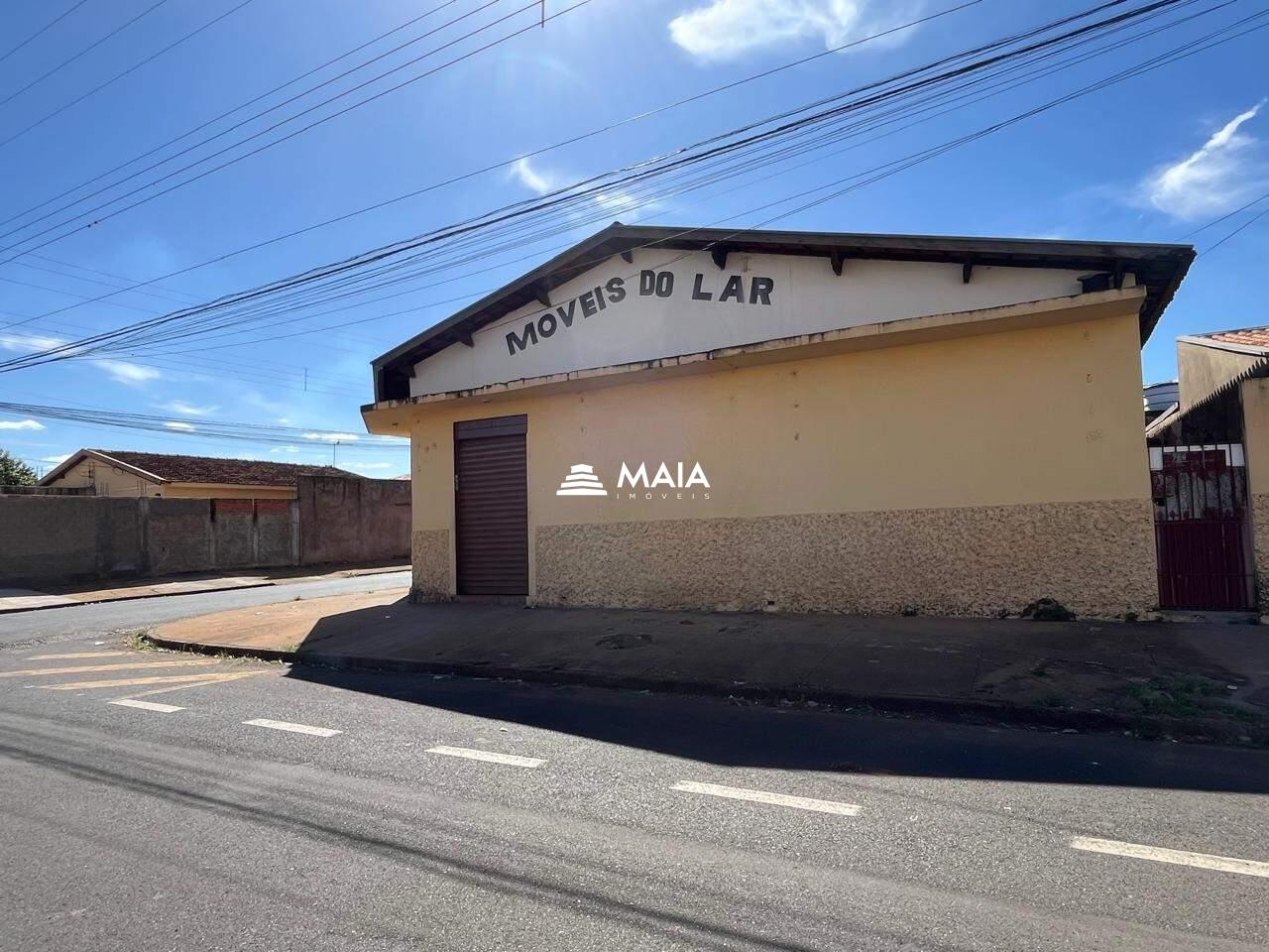 Comercial à venda no Parque das Américas: 