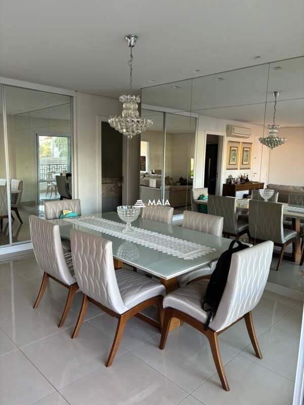 Apartamento à venda no Mercês: 