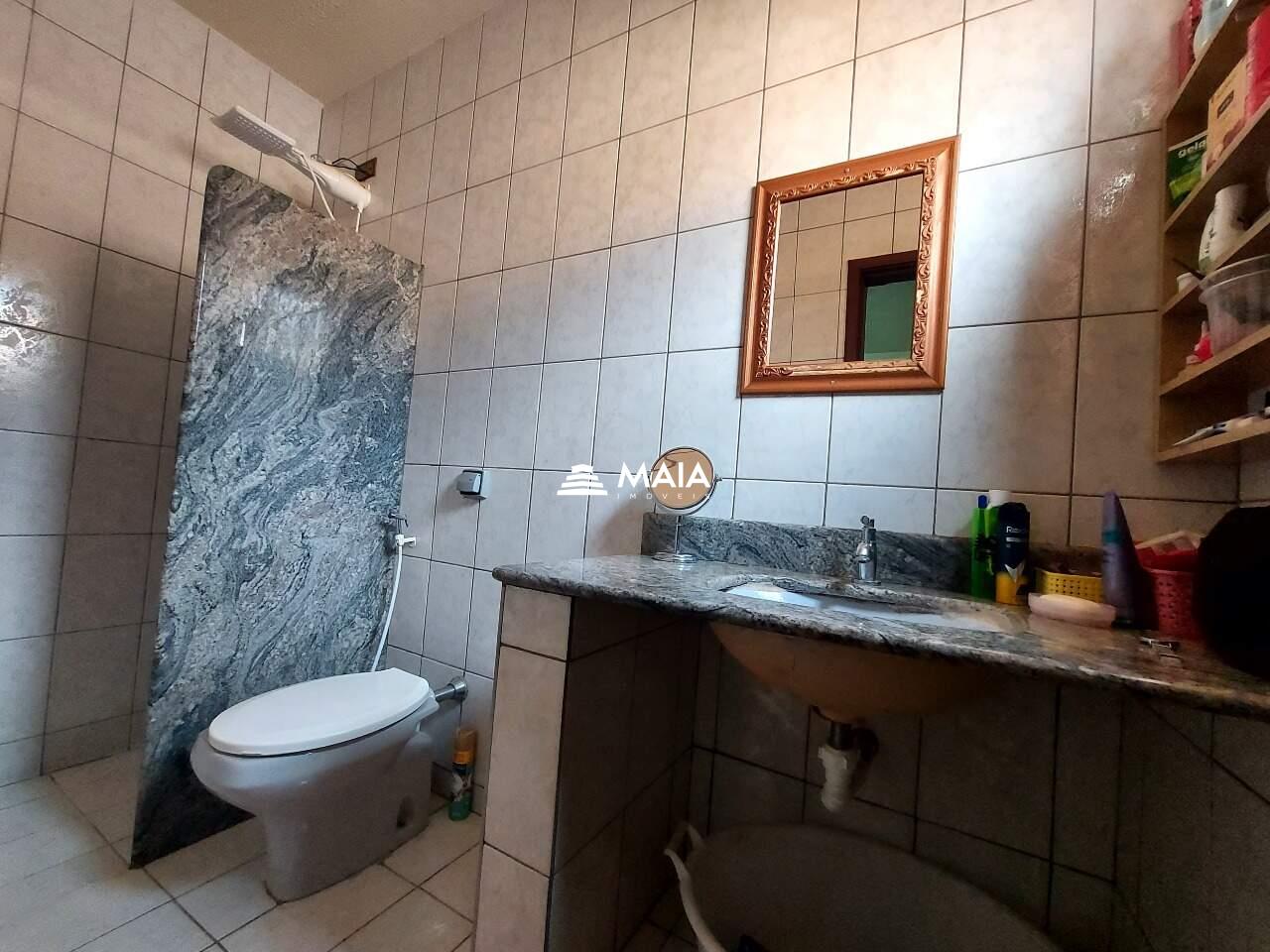 Casa à venda no Conjunto Guanabara: 