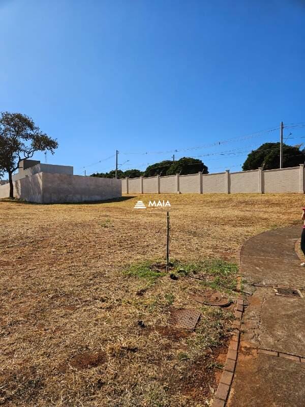 Terreno à venda no Condomínio Cyrela Landscape II