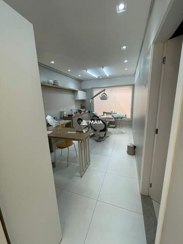 Casa à venda no Mercês: 