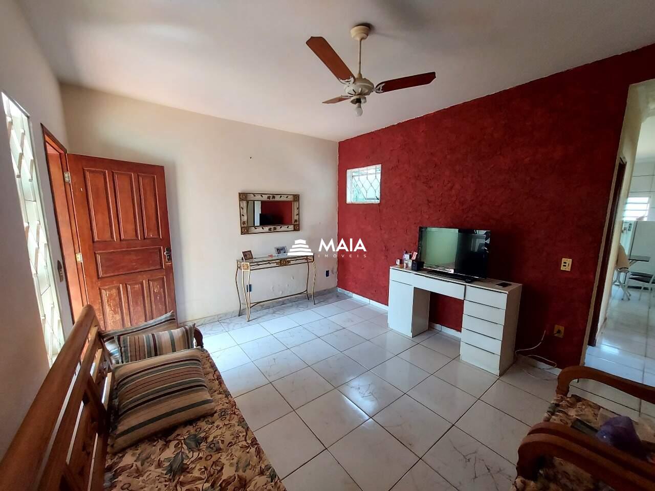 Casa à venda no Amoroso Costa: 