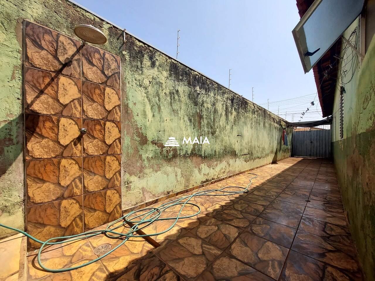 Casa à venda no Amoroso Costa: 