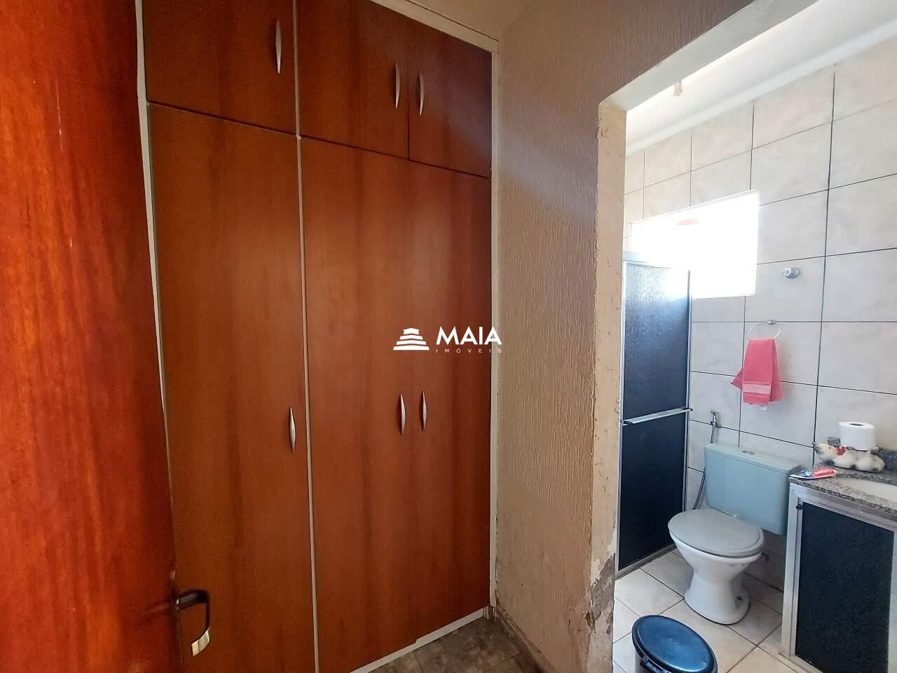 Casa à venda no Amoroso Costa: 